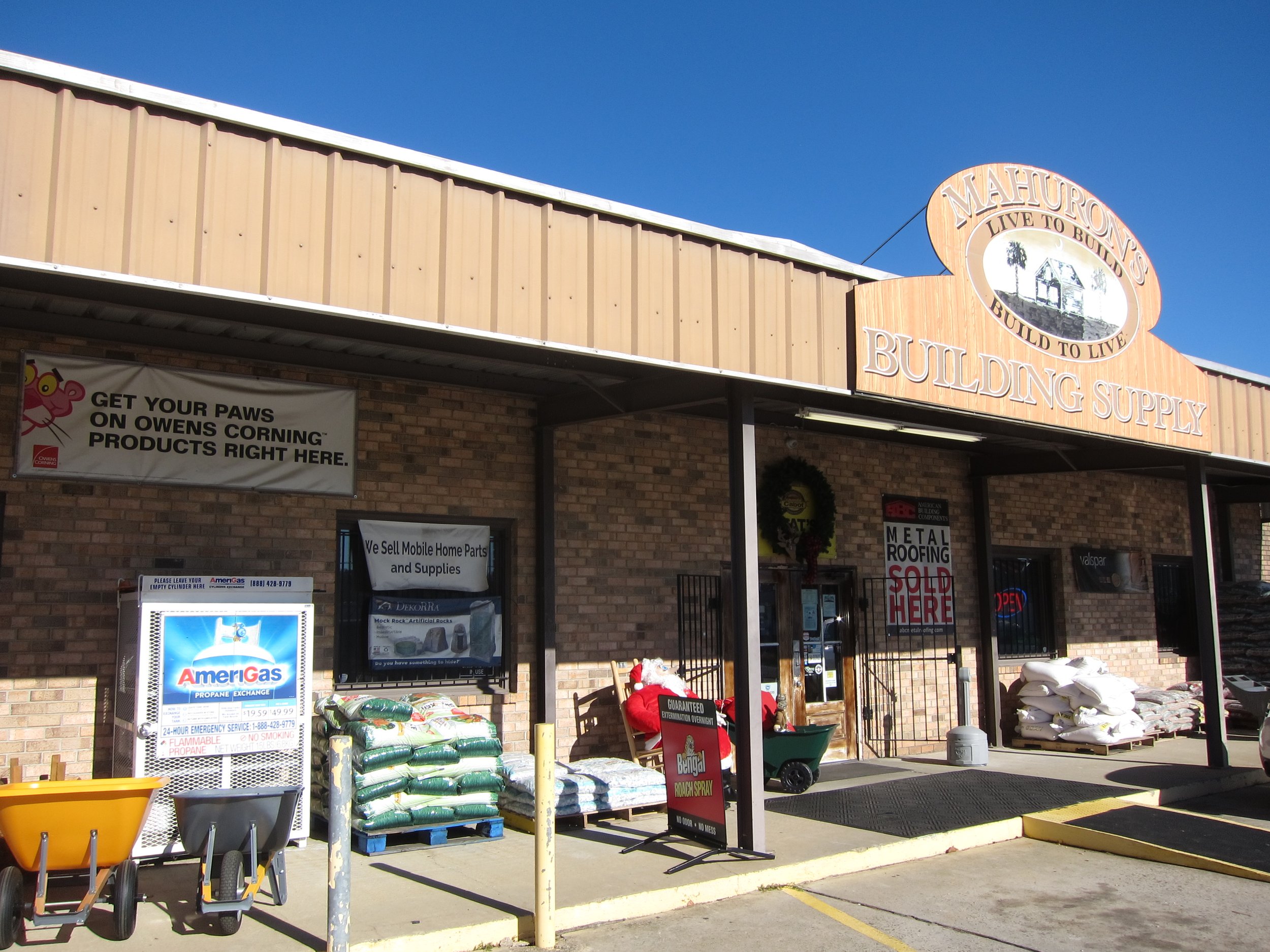 Mahuron's Building Supply, a stocking dealer in Williston, South Carolina